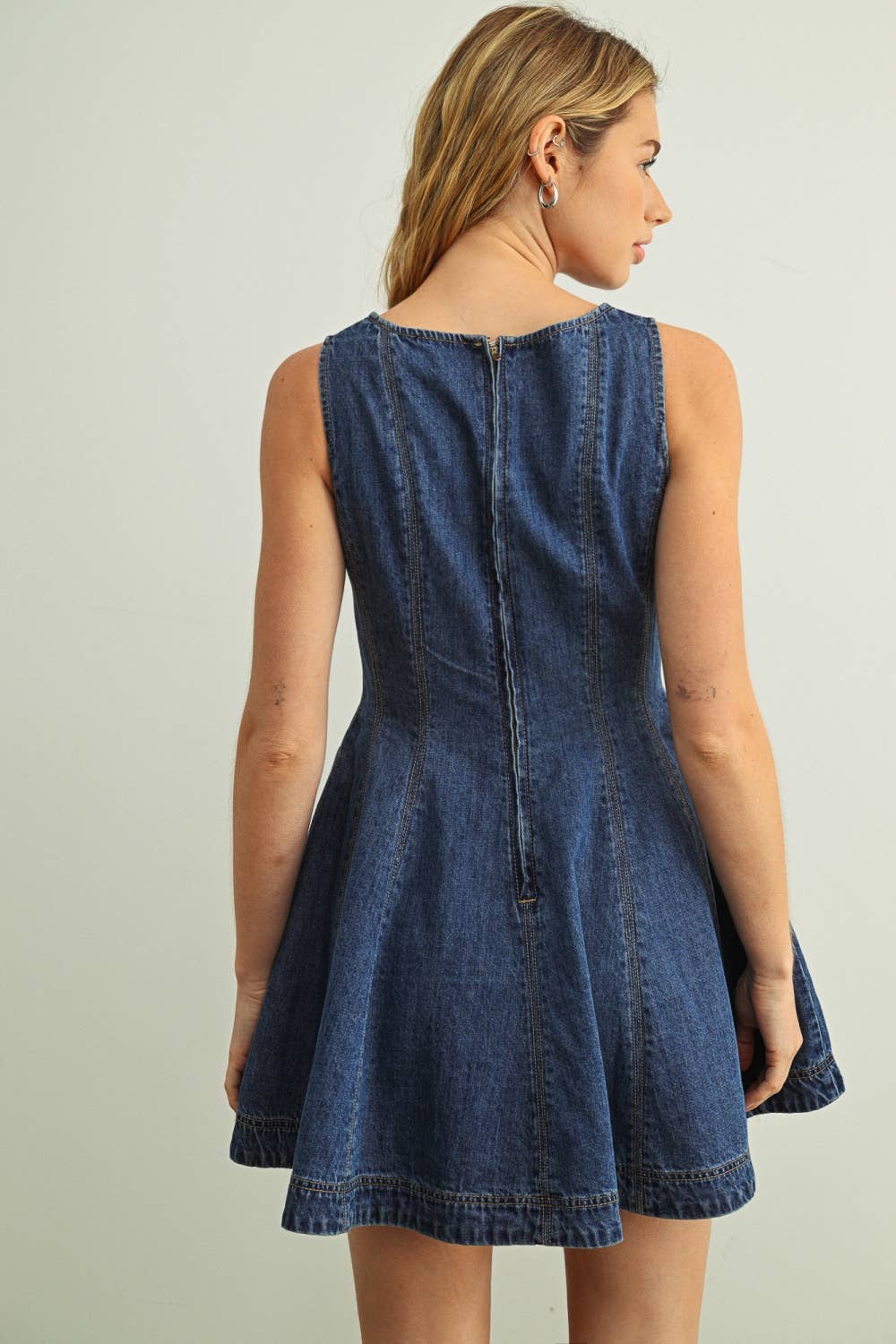 SLEEVELESS DENIM SHORT MIDI DRESS
